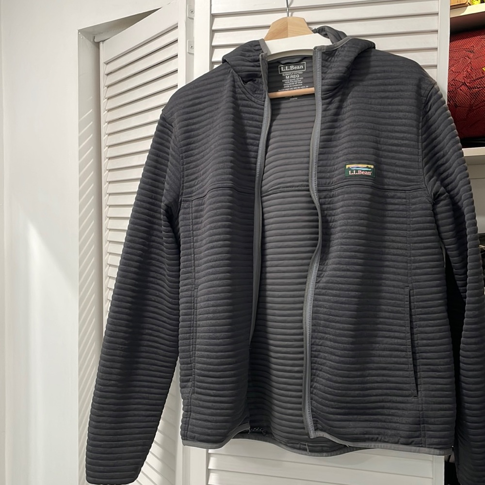 L.L.Bean Gray Size M Zip up Hoodie